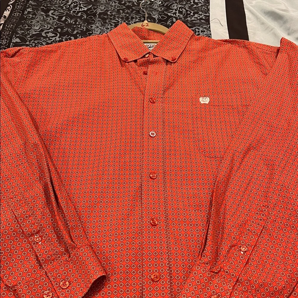 Cinch Mens Western Button Down shirt L Red/Orange Geometric Rodeo Ranch, LARGE